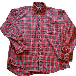 Vintage XL men's Stanley Blacker long sleeved button-down plaid shirt.